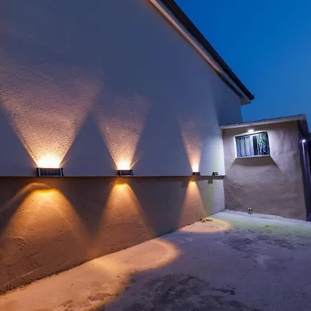 Vilă House Alexandros *